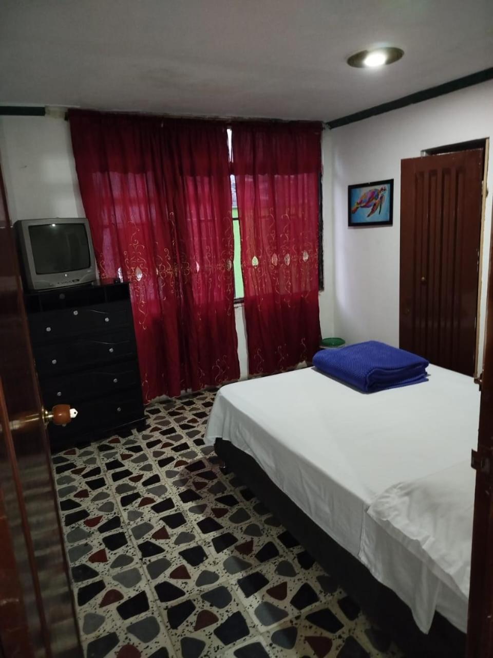 Hostal La 18 Pereira Exterior foto